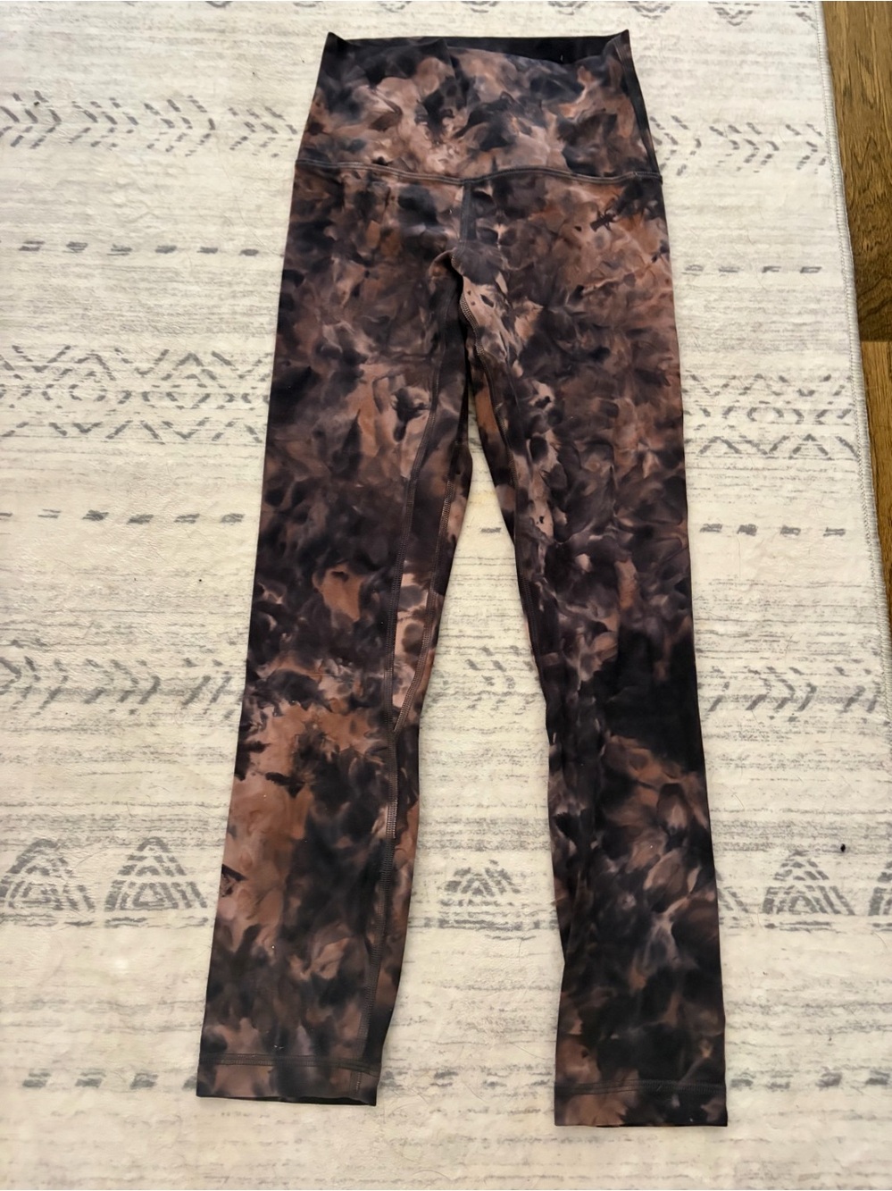 Lululemon Align 23” sz 2 Tie-Dye High-Waist Leggings in Brown & Black